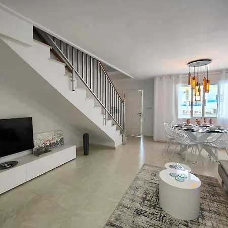 Vakantiehuis Salinas Luxury Danuria