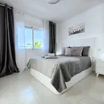 Salinas Luxury Danuria Nyaraló *